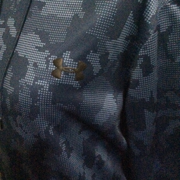 Unisex Under Armour Coldgear digital camo hoodie - Picture 5 of 6